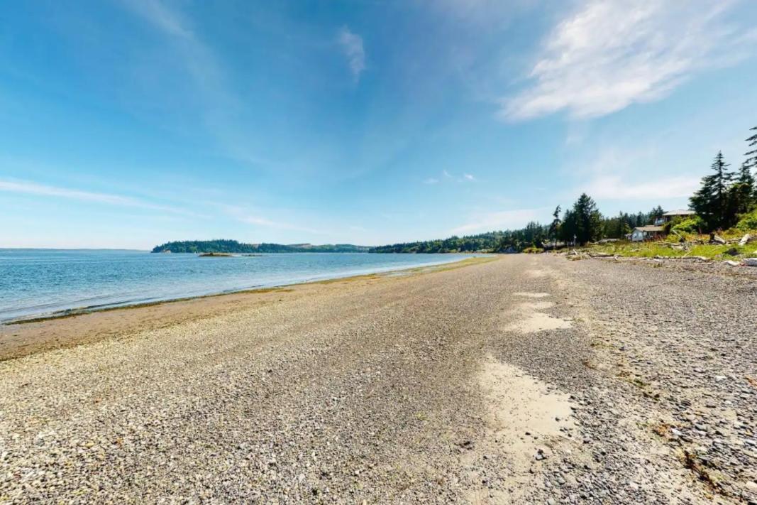 Puget Sound Chic Romantic Cottage With Private Beach Access & Gated Entry Port Ludlow Exterior foto